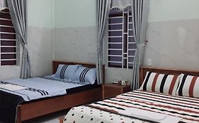 Khách sạn Ngọc Quỳnh